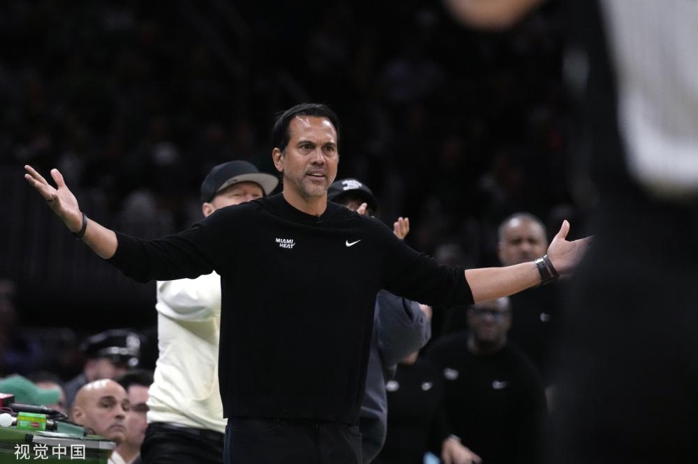 阵与青年球 阵与青年球