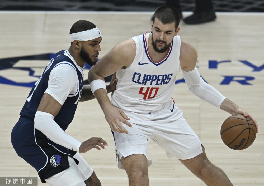 媒体的正面 媒体的正面